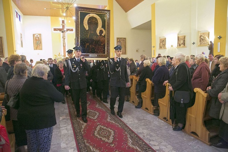 Matka Boża w Lucynowie