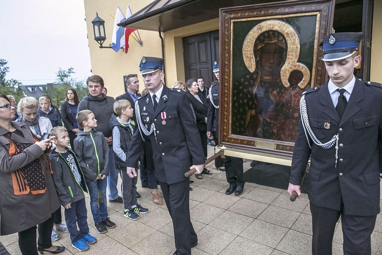 Matka Boża w Lucynowie