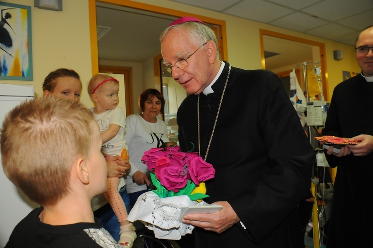 Abp Marek Jędraszewski w USD w Prokocimiu