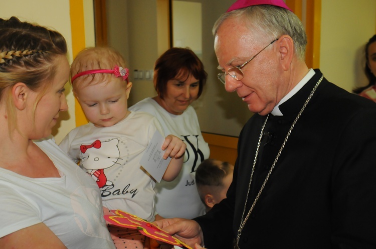 Abp Marek Jędraszewski w USD w Prokocimiu