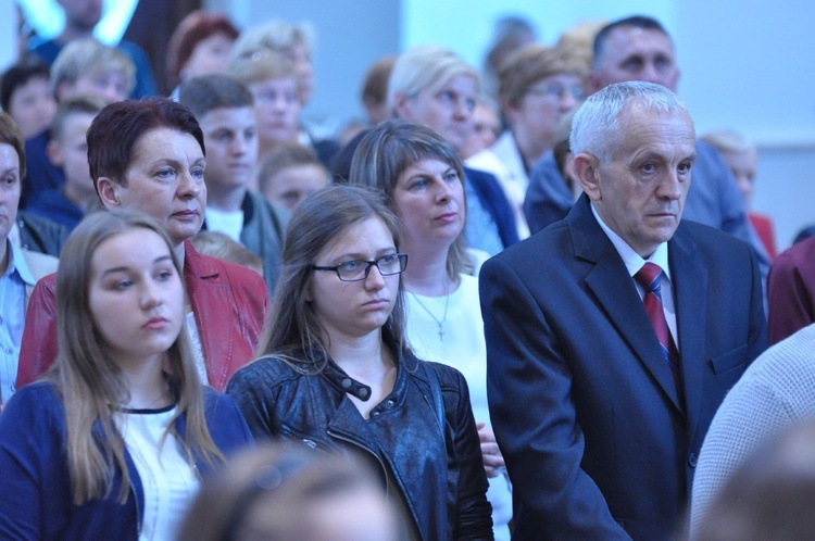 Erygowanie Drogi Krzyżowej w Słopnicach