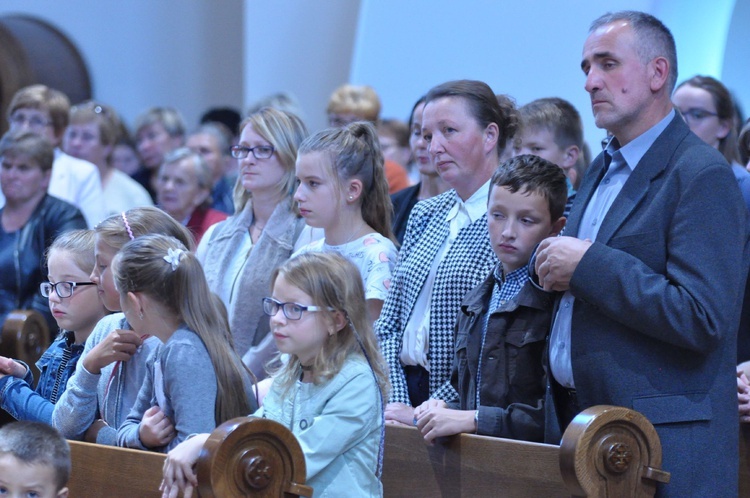 Erygowanie Drogi Krzyżowej w Słopnicach