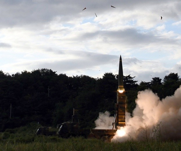Chiny potępiają próbę rakietową Pjongjangu