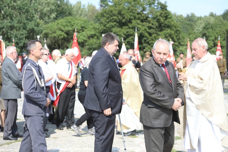 Na polanie śmierci żołnierzy "Bartka" w Starym Grodkowie - 2017