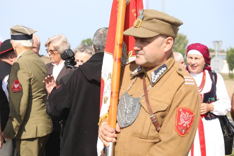 Na polanie śmierci żołnierzy "Bartka" w Starym Grodkowie - 2017