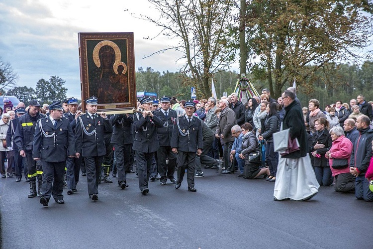 Pozostań nam Mamą w Sulejowie