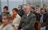 Uczestnicy jubileuszowego spotkania Klubu Inteligencji Katolickiej w sanktuarium św. Antoniego w Ratowie