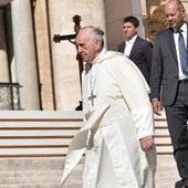 Papież: Kościół za późno zajął się sprawą pedofilii