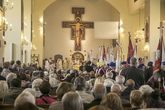 Nowe sanktuarium św. o. Pio na Gocławiu