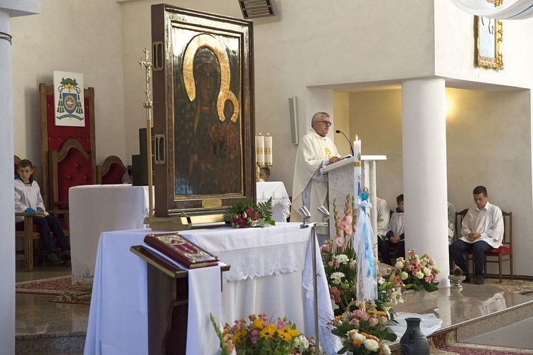 Maryja pozostaje w Miąsem. Chce odwiedzić każdą rodzinę