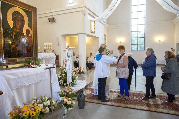 Maryja pozostaje w Miąsem. Chce odwiedzić każdą rodzinę