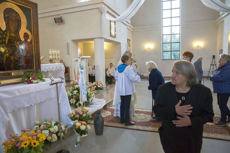 Maryja pozostaje w Miąsem. Chce odwiedzić każdą rodzinę