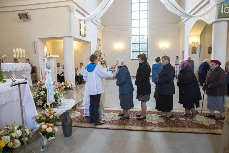 Maryja pozostaje w Miąsem. Chce odwiedzić każdą rodzinę