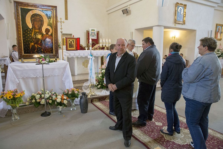 Maryja pozostaje w Miąsem. Chce odwiedzić każdą rodzinę