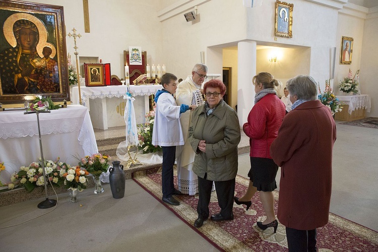 Maryja pozostaje w Miąsem. Chce odwiedzić każdą rodzinę