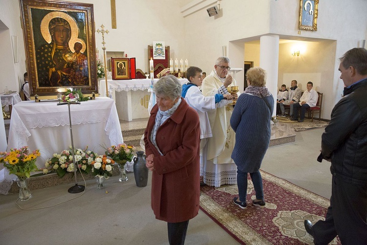 Maryja pozostaje w Miąsem. Chce odwiedzić każdą rodzinę