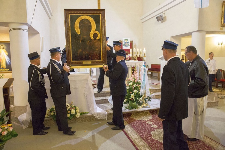 Maryja pozostaje w Miąsem. Chce odwiedzić każdą rodzinę