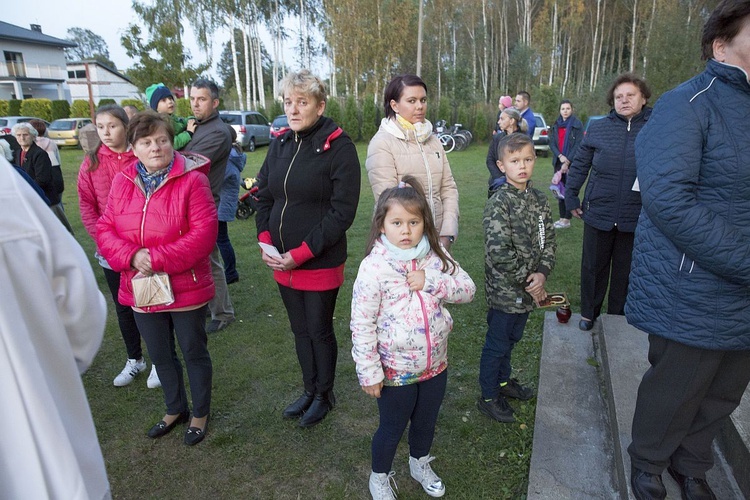 Maryja pozostaje w Miąsem. Chce odwiedzić każdą rodzinę