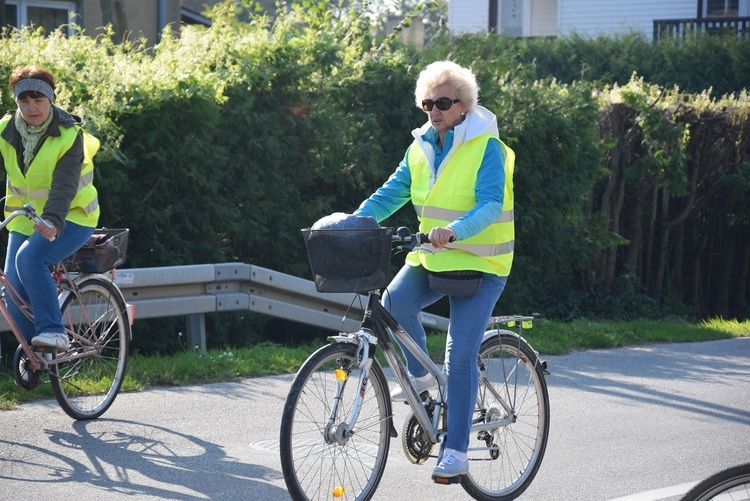 Rowerowa pielgrzymka do Domaniewic