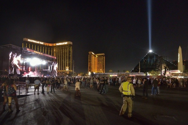 Ponad 50 zabitych i około 400 rannych w strzelaninie w Las Vegas