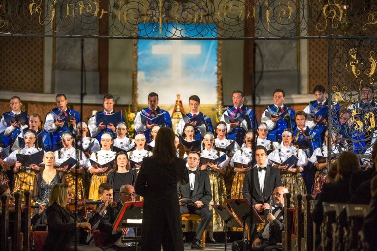 Połączenie „Requiem" Wolfganga Amadeusza Mozarta i „Lux Aeterna" Thomasa Corneliusa przyciągnęło tłumy.