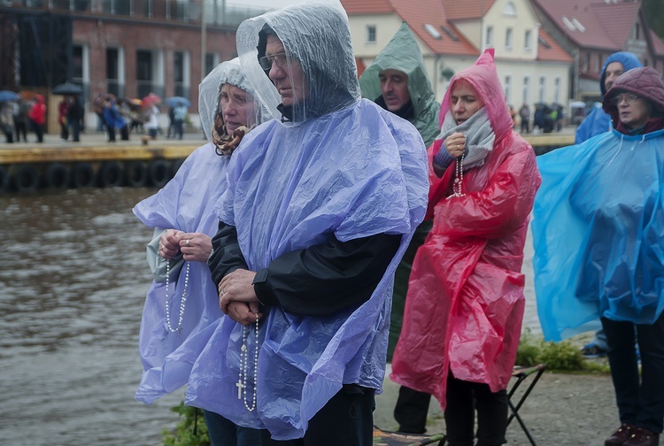 Różaniec do granic w Darłówku cz.3