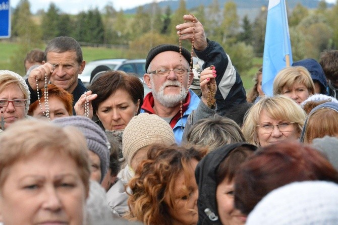 Z różańcem na granice! - diecezja legnicka