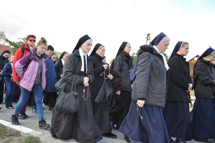 Tylicz i Muszynka - Różaniec do Granic