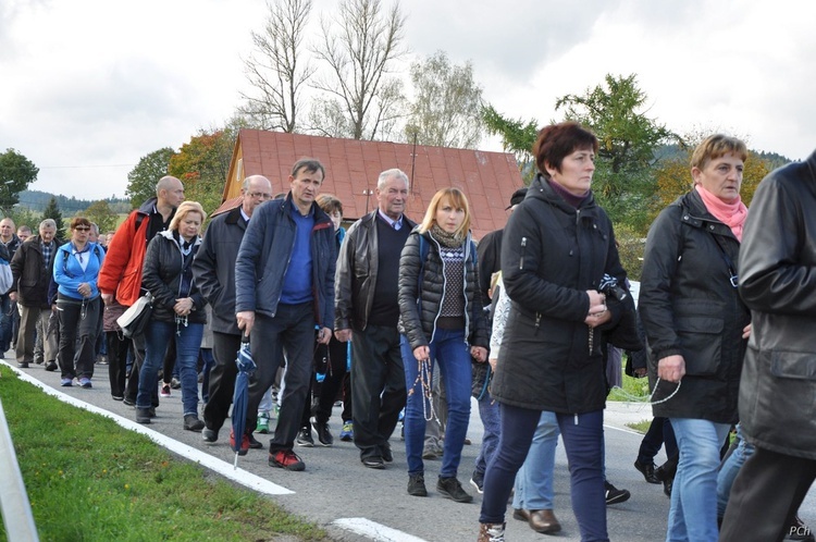 Tylicz i Muszynka - Różaniec do Granic