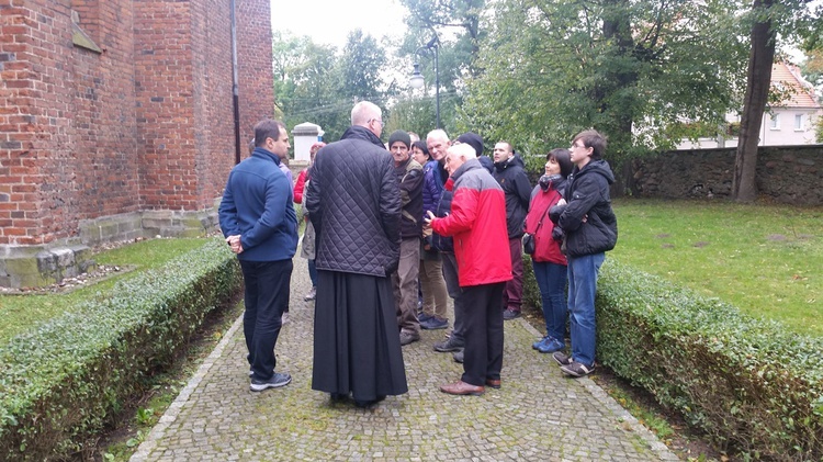 Służby pielgrzymkowe w Małujowicach