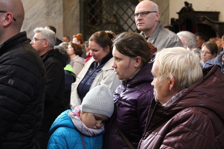 Pielgrzymka, różaniec i córka świętej