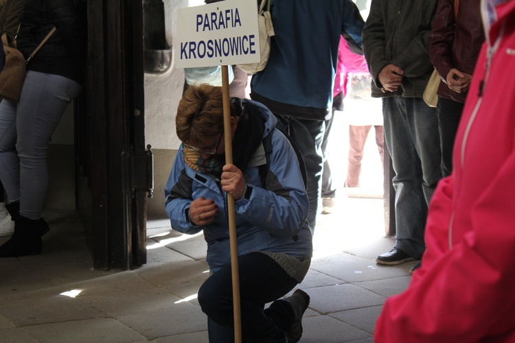 Pielgrzymka, różaniec i córka świętej