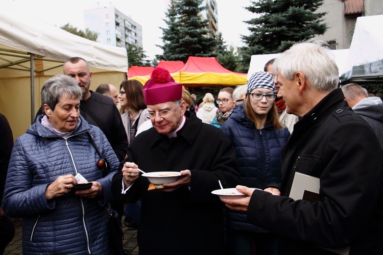 25 lat parafii MB Różańcowej w Krakowie-Piaskach Nowych