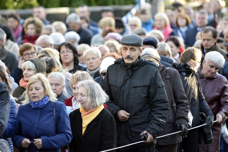 Ostatnia procesja fatimska z parafii pw. św. Andrzeja Boboli