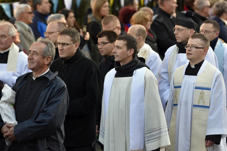 Ostatnia procesja fatimska z parafii pw. św. Andrzeja Boboli