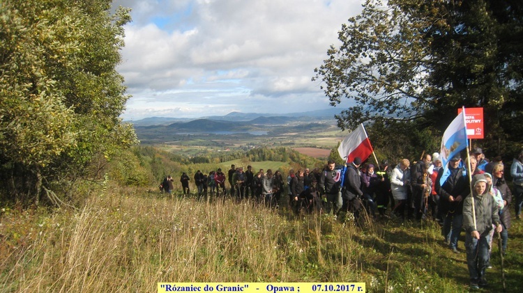 Z różańcem na granice!