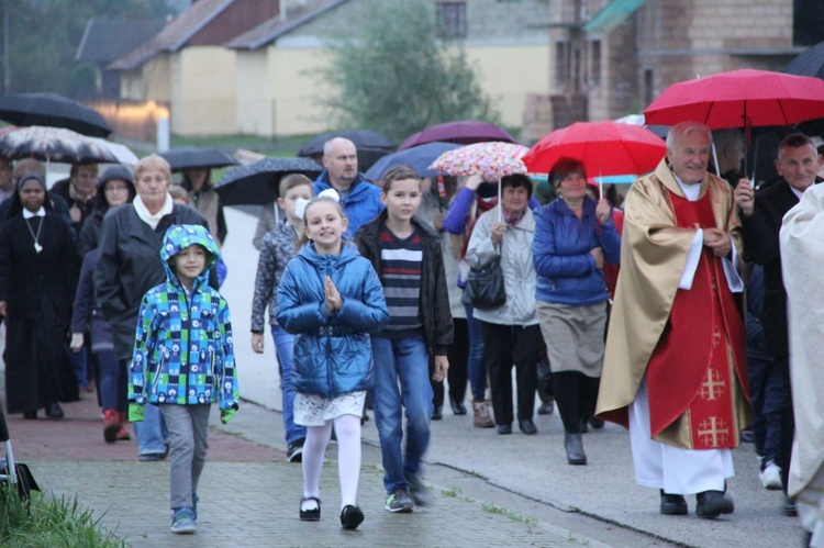 Synowie Maryi w Brzozówce