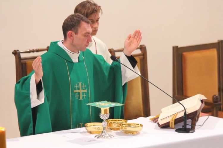 Kursy służby liturgicznej ołtarza