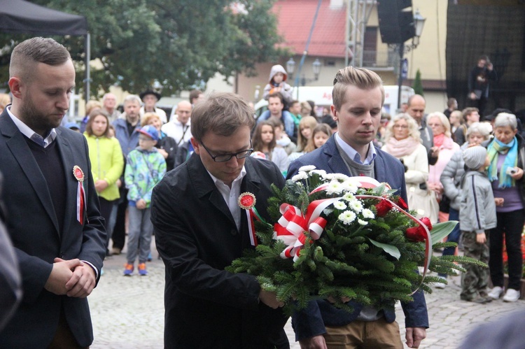 Generał Bem na kamienicy