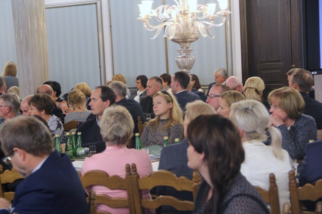 Konferencja o rodzinie w Warszawie