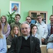 Salezjański system wychowania opiera się na trzech zasadach: rozum, religia i miłość.