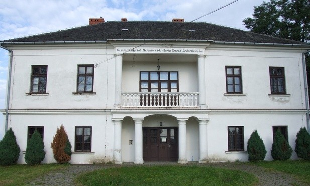 Dom bł. Marii Teresy i św. Urszuli Ledóchowskich w Lipnicy Murowanej