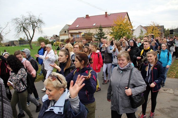 Piesza Pielgrzymka z Brzegu Dolnego do Łososiowic