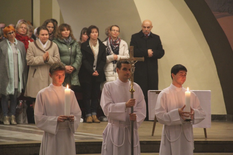 Msza na roczpoczęcie VII Kongresu Katolickich Ruchów, Stowarzyszeń i Wspólnot Modlitewnych Archidiecezji Katowickiej