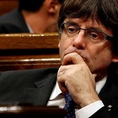 Puigdemont apeluje o pokojowy opór przeciw kontroli Hiszpanii nad Katalonią