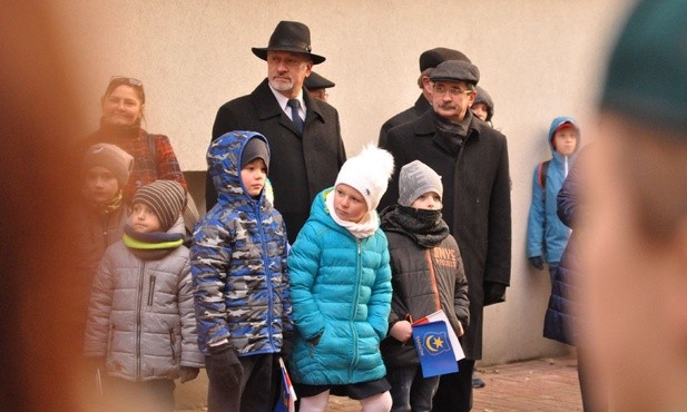 Pod budynkiem Sokoła, dziś teatru Solskiego