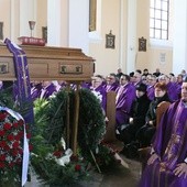 Msza pogrzebowa ks. Kazmierza Gajdy w Klementowicach