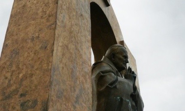 Francja: Diecezja o sprawie pomnika św. Jana Pawła II w Ploërmel