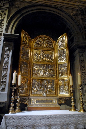 Zaduszki w katedrze na Wawelu