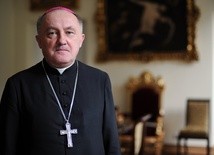 Kardynał zaprasza do modlitwy za ojczyznę